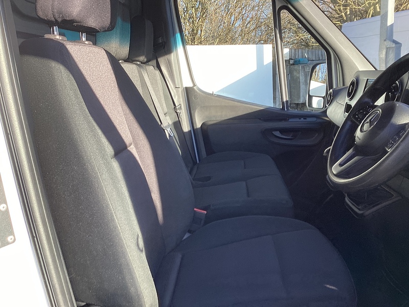 Mercedes 315 CDI Progressive LWB H/R Euro 6