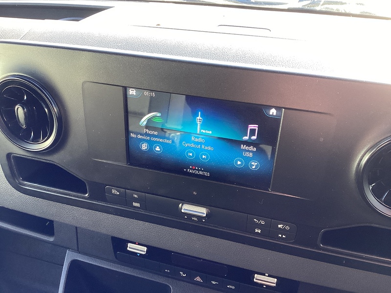 Mercedes 315 CDI Progressive LWB H/R Euro 6