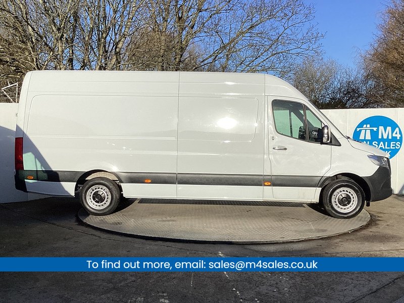Mercedes 315 CDI Progressive LWB H/R Euro 6