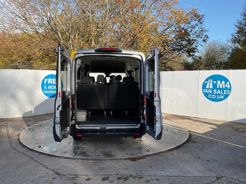 Ford 350 EcoBlue 12 Seat Trend 