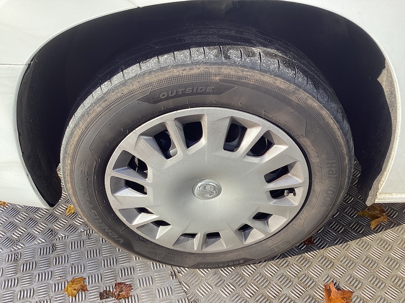 Vauxhall Turbo D 2000 Sportive SWB 