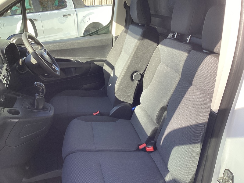 Vauxhall Turbo D 2000 Sportive SWB 