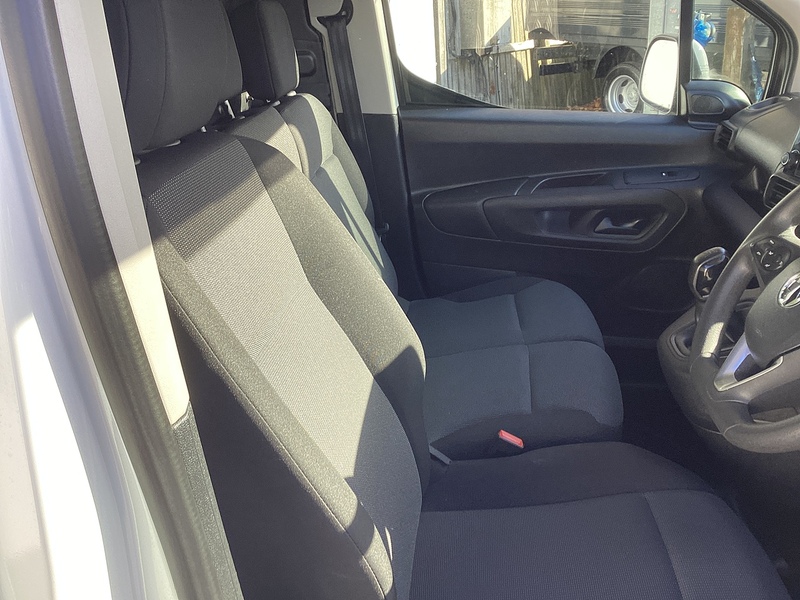 Vauxhall Turbo D 2000 Sportive SWB 