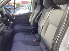 Renault Trafic dCi Blue SL28 Business+ SWB Euro 6 