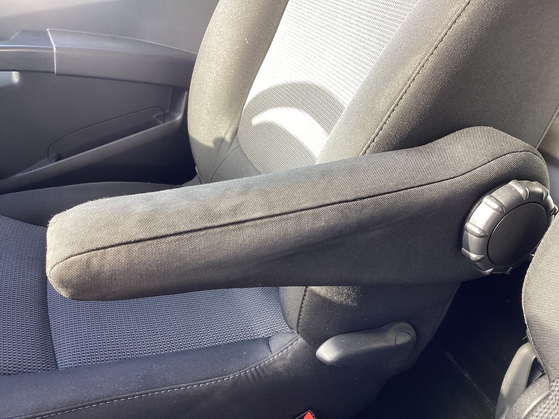 Renault dCi Blue SL28 Business+ SWB Euro 6