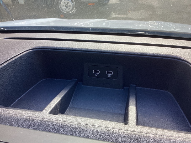 Renault dCi Blue SL28 Business+ SWB Euro 6