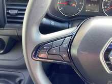 Renault Trafic dCi Blue SL28 Business+ SWB Euro 6 