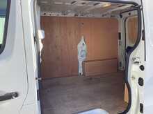 Renault Trafic dCi Blue SL28 Business+ SWB Euro 6 