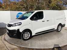 Vauxhall Vivaro Turbo D 2900 Dynamic LWB L/R Euro 6 
