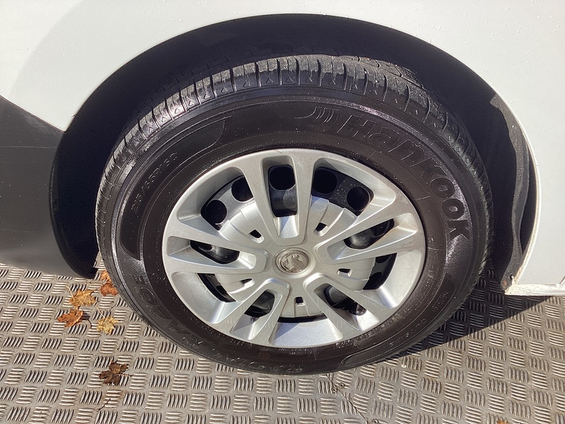 Vauxhall Turbo D 2900 Dynamic LWB L/R Euro 6