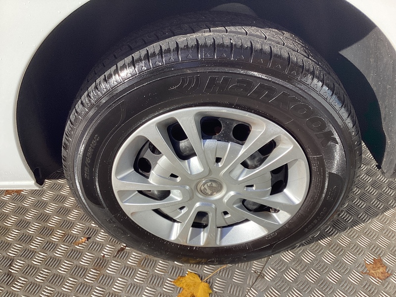 Vauxhall Turbo D 2900 Dynamic LWB L/R Euro 6