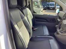 Vauxhall Vivaro Turbo D 2900 Dynamic LWB L/R Euro 6 