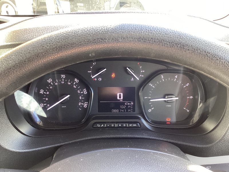 Vauxhall Turbo D 2900 Dynamic LWB L/R Euro 6