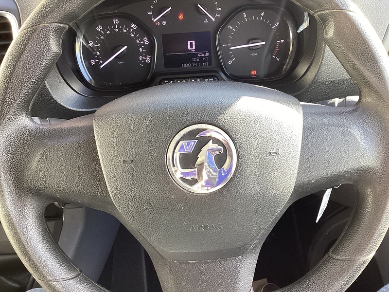 Vauxhall Turbo D 2900 Dynamic LWB L/R Euro 6