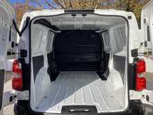 Vauxhall Vivaro Turbo D 2900 Dynamic LWB L/R Euro 6 