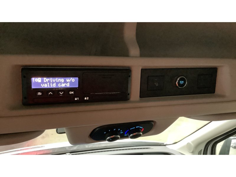 Ford 460 EcoBlue Leader 17 Seat Minibus