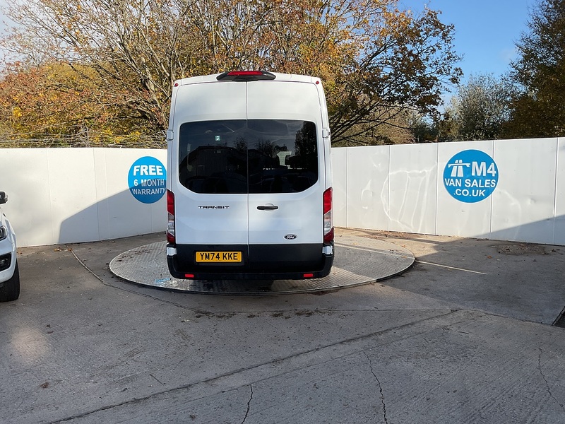 Ford 460 EcoBlue Leader 17 Seat Minibus