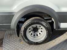 Ford Transit 460 EcoBlue Leader 17 Seat Minibus 