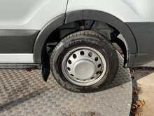 Ford Transit 460 EcoBlue Leader 17 Seat Minibus 