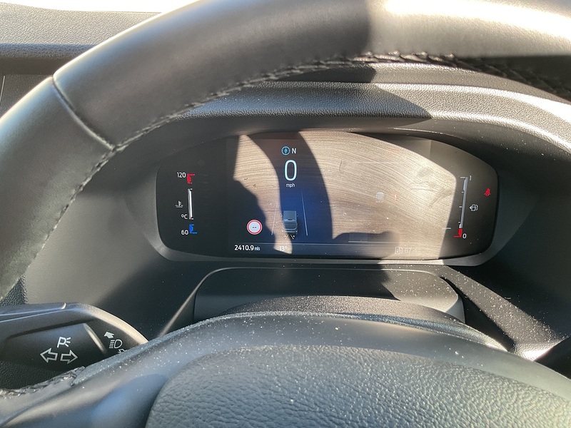 Ford 460 EcoBlue Leader 17 Seat Minibus