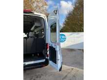 Ford Transit 460 EcoBlue Leader 17 Seat Minibus 