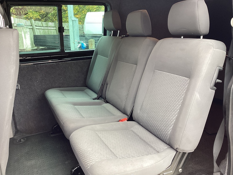 Volkswagen TDI T30 Highline SWB DSG L/R Crewvan **NO VAT**