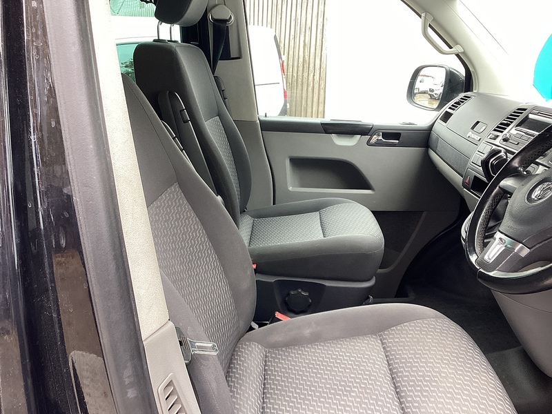 Volkswagen TDI T30 Highline SWB DSG L/R Crewvan **NO VAT**
