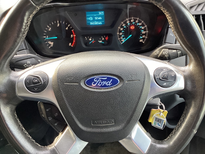 Ford 310 EcoBlue LWB M/R A/C Euro 6