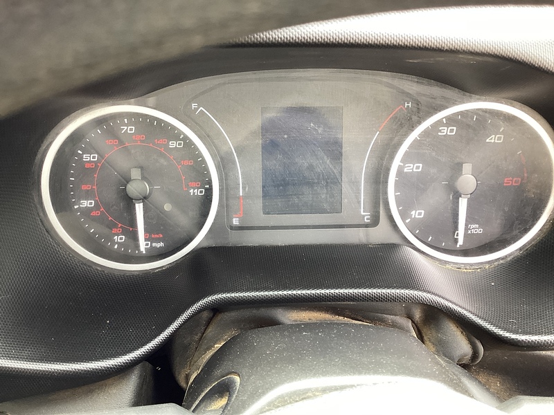 Iveco D HPI 14V 35C 3000 Tipper SWB Euro 6 **NO VAT**