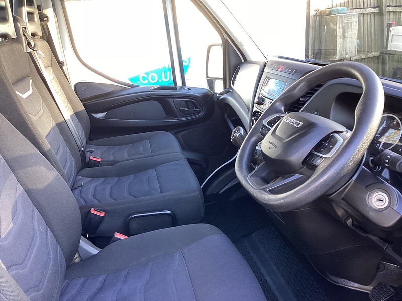 Iveco D HPI 14V 35C 3000 Tipper SWB Euro 6 **NO VAT**