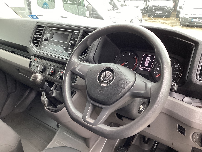 Volkswagen TDI CR35 Startline MWB H/R Euro 6 