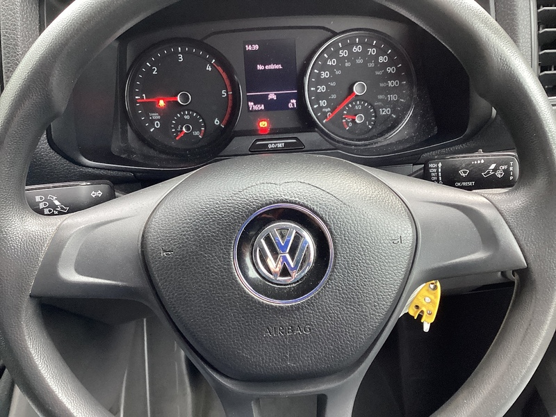 Volkswagen TDI CR35 Startline MWB H/R Euro 6 