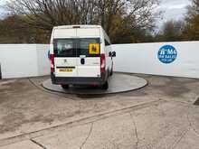 Peugeot Boxer BlueHDi 440 17 Seater Lite Euro 6 