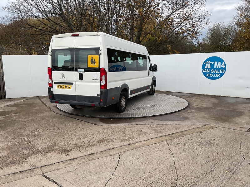 Peugeot BlueHDi 440 17 Seater Lite Euro 6