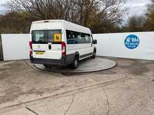 Peugeot Boxer BlueHDi 440 17 Seater Lite Euro 6 