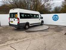 Peugeot Boxer BlueHDi 440 17 Seater Lite Euro 6 