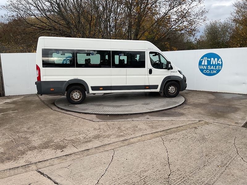 Peugeot BlueHDi 440 17 Seater Lite Euro 6