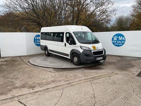 Peugeot Boxer, BlueHDi 440 17 Seater Lite Euro 6