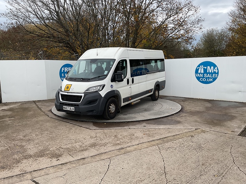 Peugeot BlueHDi 440 17 Seater Lite Euro 6