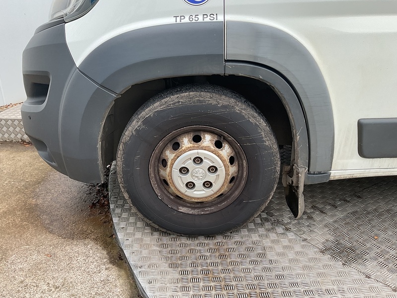 Peugeot BlueHDi 440 17 Seater Lite Euro 6