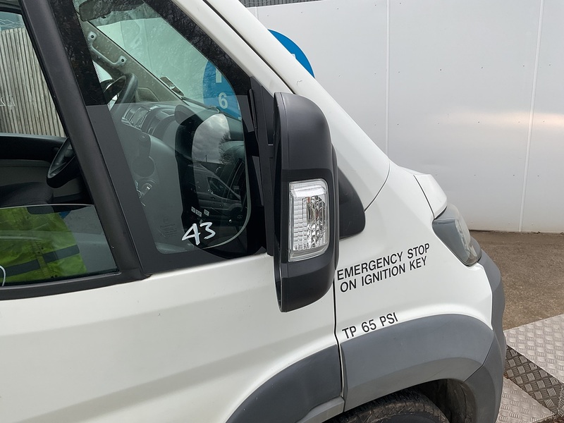 Peugeot BlueHDi 440 17 Seater Lite Euro 6