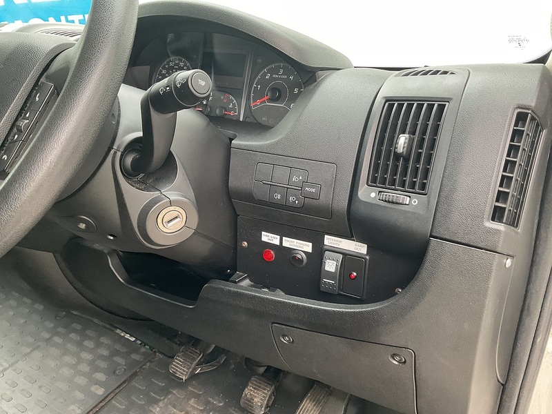 Peugeot BlueHDi 440 17 Seater Lite Euro 6