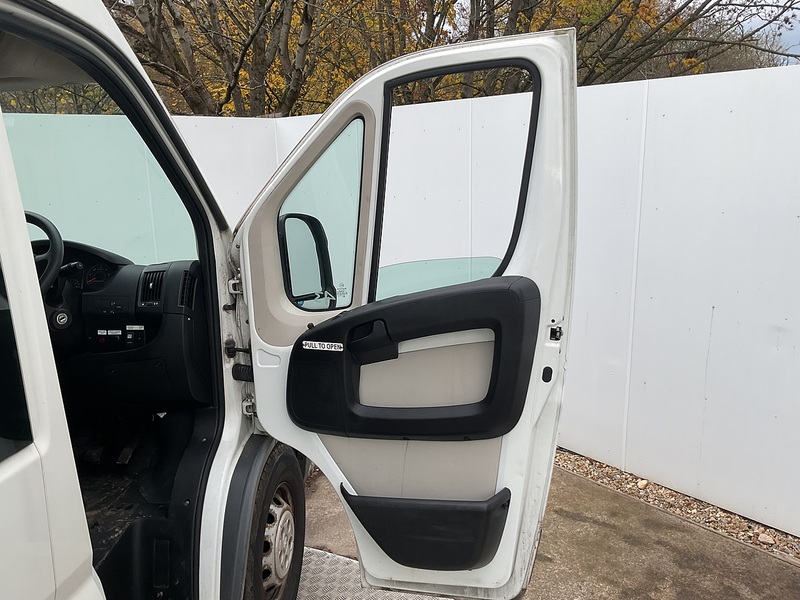 Peugeot BlueHDi 440 17 Seater Lite Euro 6