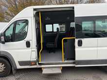 Peugeot Boxer BlueHDi 440 17 Seater Lite Euro 6 