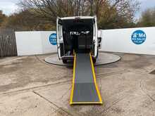 Peugeot Boxer BlueHDi 440 17 Seater Lite Euro 6 