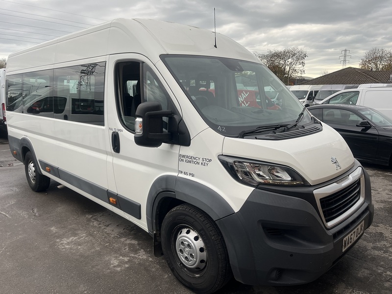 Peugeot BlueHDi 440 17 Seater Lite Euro 6