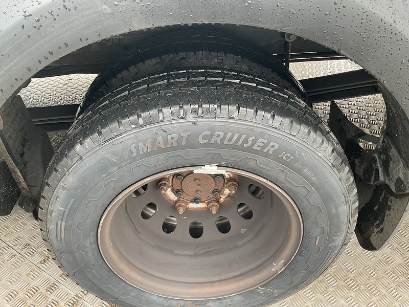 Ford 2.0 460 EcoBlue Leader Minibus Diesel Manual  L4 H3 Euro 6 (s/s) (17 Seat, DRW) (130 ps)