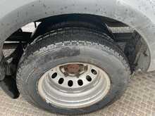 Ford Transit 460 EcoBlue Leader 17 Seat Minibus 