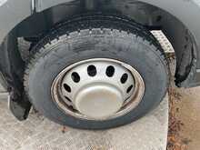 Ford Transit 460 EcoBlue Leader 17 Seat Minibus 