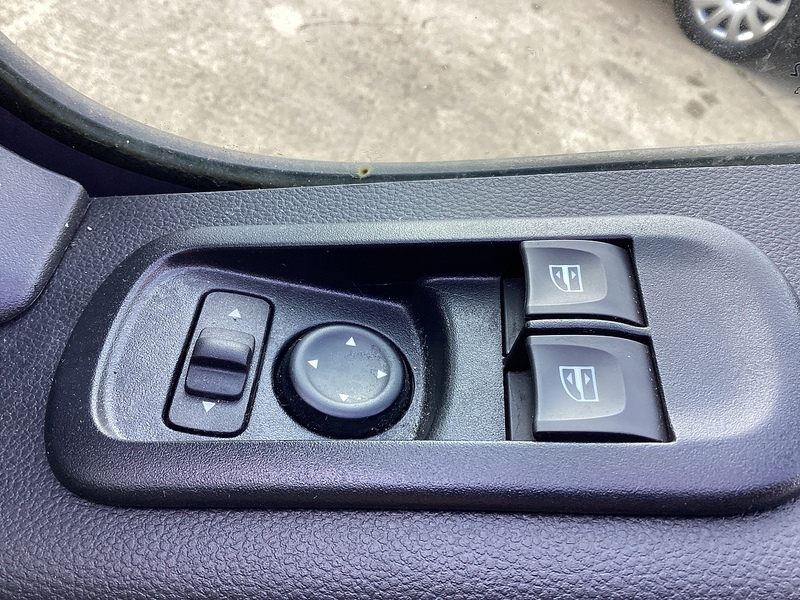 Renault dCi ENERGY 35 Business LWB Low Loader Euro 6